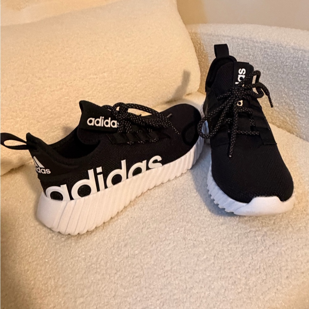 Adidas kaptir 3.0 men’s running shoe Black and White